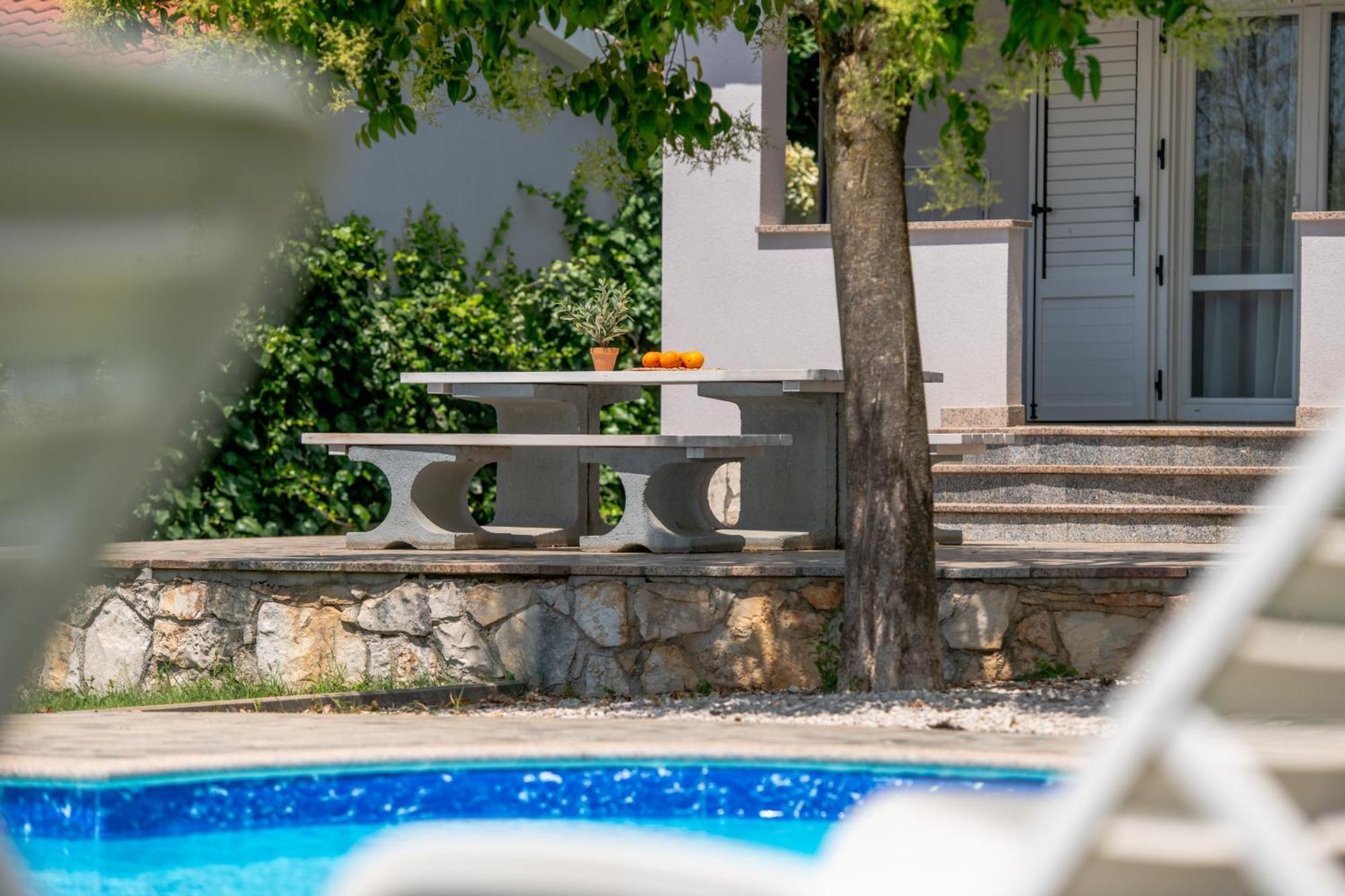 Grota Porec